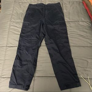 Uniqlo Ankle Cargo Pants (Small)